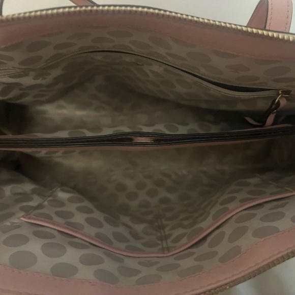 Kate Spade pink purse in great condition. - Picture 7 of 10